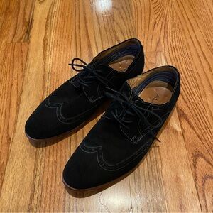 Aldo Men’s wingtip Oxford black suede shoes sized 9 1/2